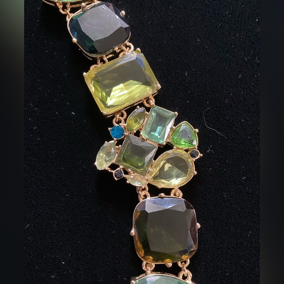 Multi-stone wide link bracelet GP over base-metal 16 assorted stones 7”x1 3/4” - Picture 2 of 10